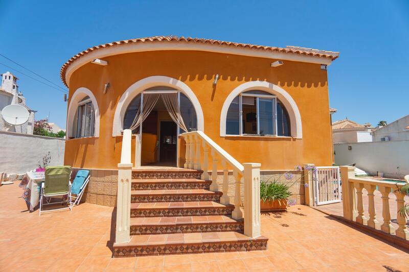 4 slaapkamer Villa Te koop