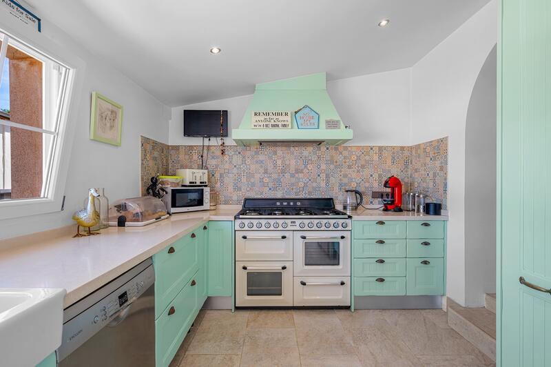 6 bedroom Country House for sale