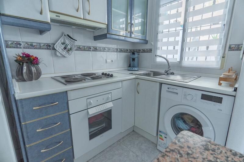 2 slaapkamer Gezinswoning Te koop