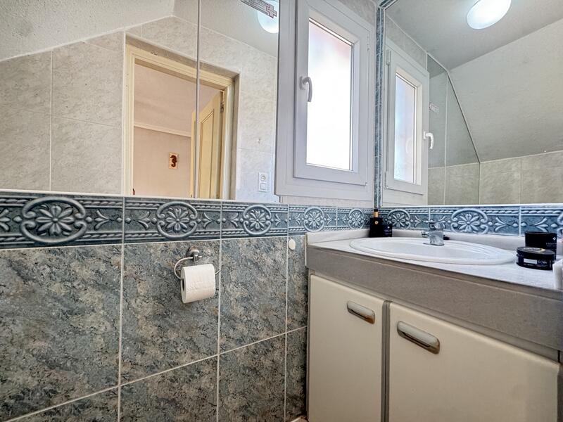 2 slaapkamer Gezinswoning Te koop