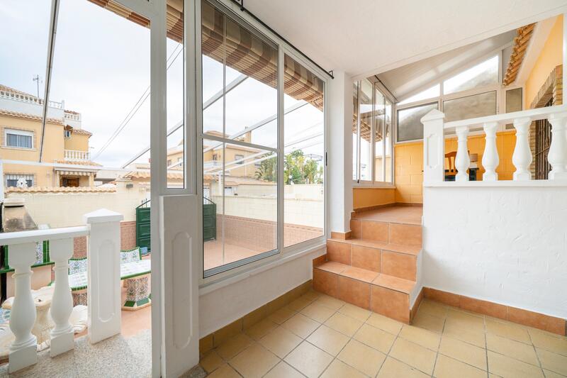 2 bedroom Townhouse for sale