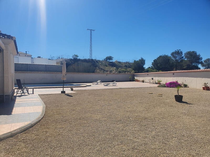 4 Cuarto Villa en venta