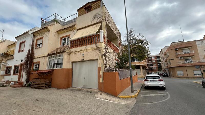3 Cuarto Villa en venta