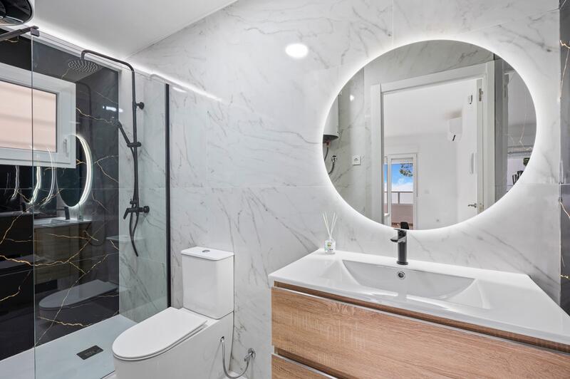 1 bedroom Apartment for sale