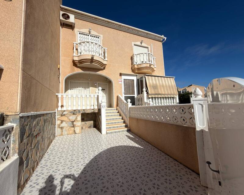 вилла продается в Ciudad Quesada, Alicante