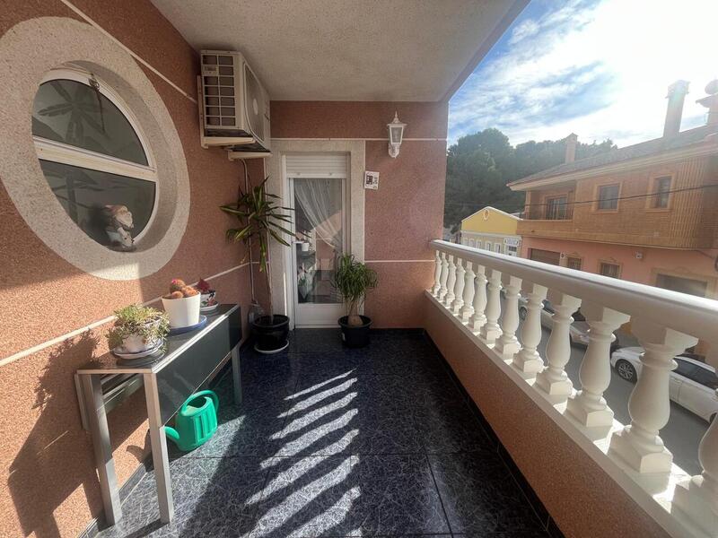 4 Schlafzimmer Appartement zu verkaufen