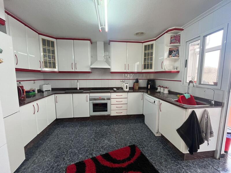 4 Schlafzimmer Appartement zu verkaufen