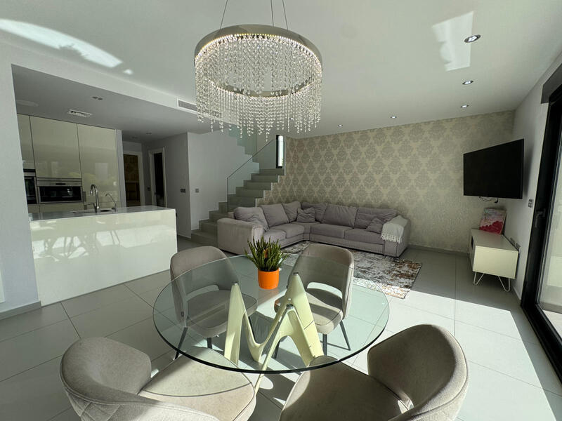 3 Cuarto Villa en venta