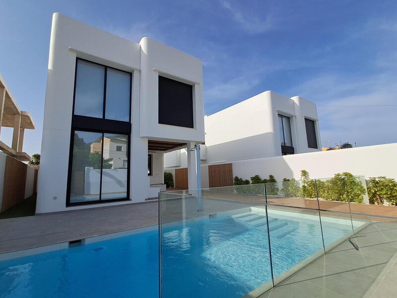 4 bedroom Villa for sale