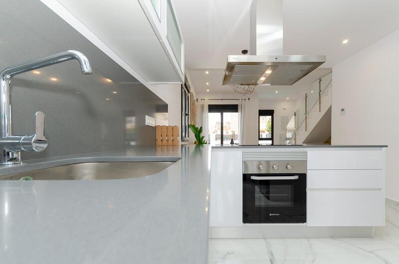 3 slaapkamer Villa Te koop 3 slaapkamer Villa Te koop