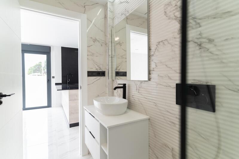 4 спальная комната вилла продается 4 спальная комната вилла продается