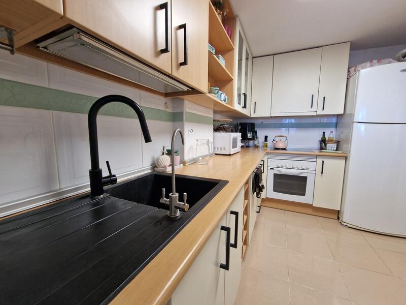 3 slaapkamer Appartement Te koop 3 slaapkamer Appartement Te koop