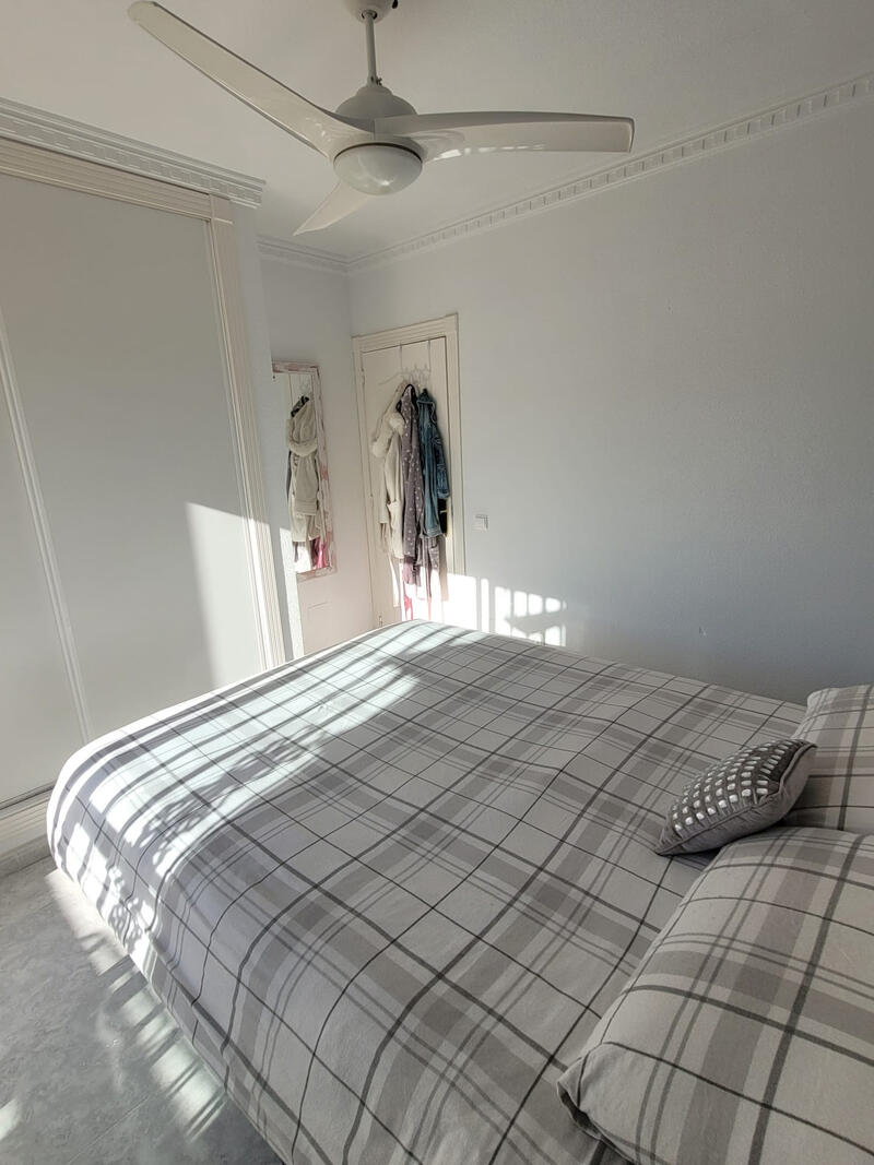 2 sovrum Radhus till salu