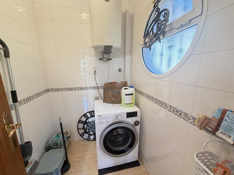 3 спальная комната вилла продается 3 спальная комната вилла продается