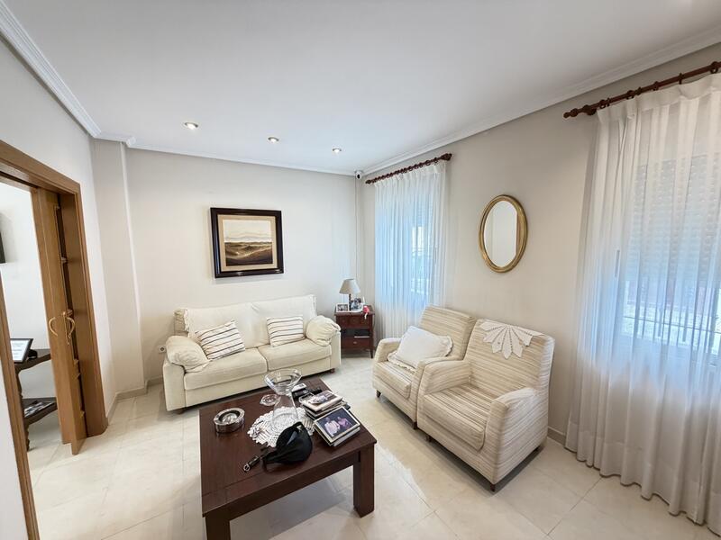 2 Cuarto Adosado en venta