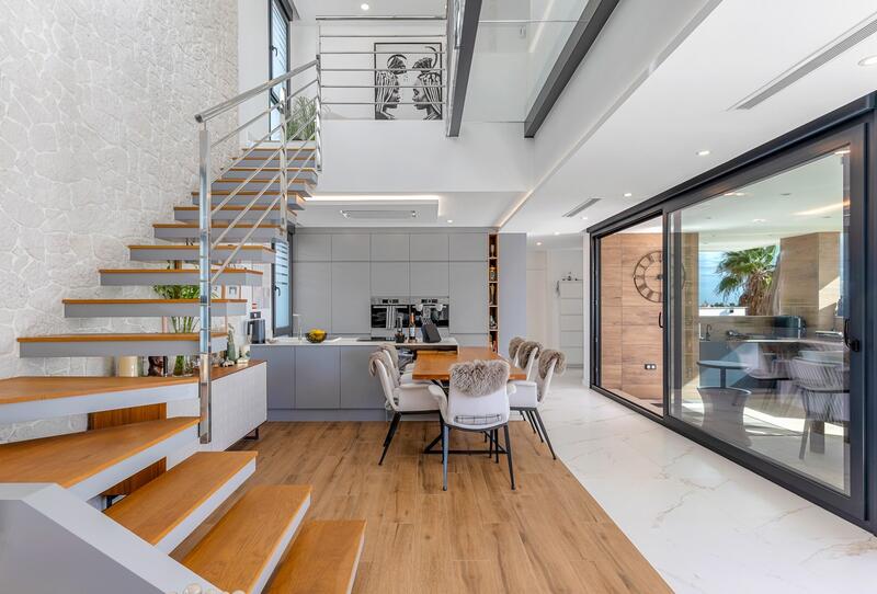 4 Schlafzimmer Villa zu verkaufen