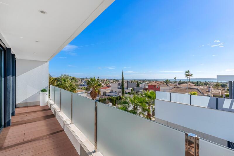 4 Schlafzimmer Villa zu verkaufen