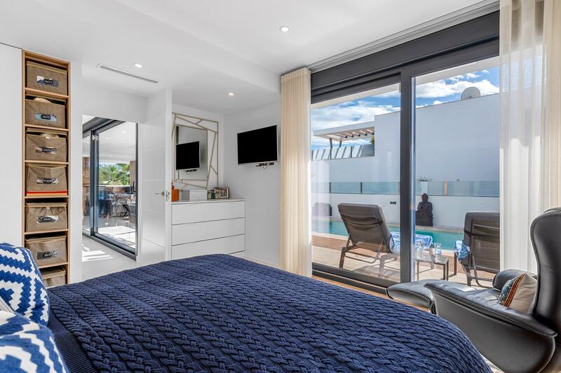 4 Schlafzimmer Villa zu verkaufen