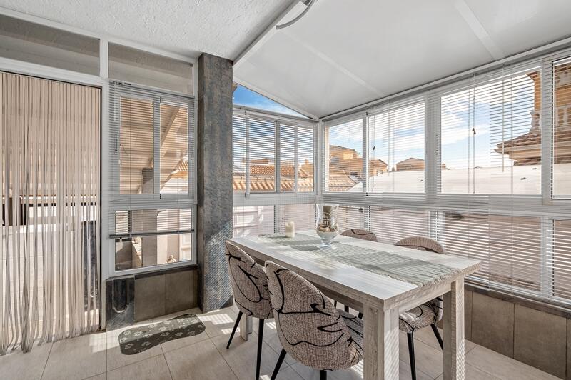 5 soverom Rekkehus til salgs