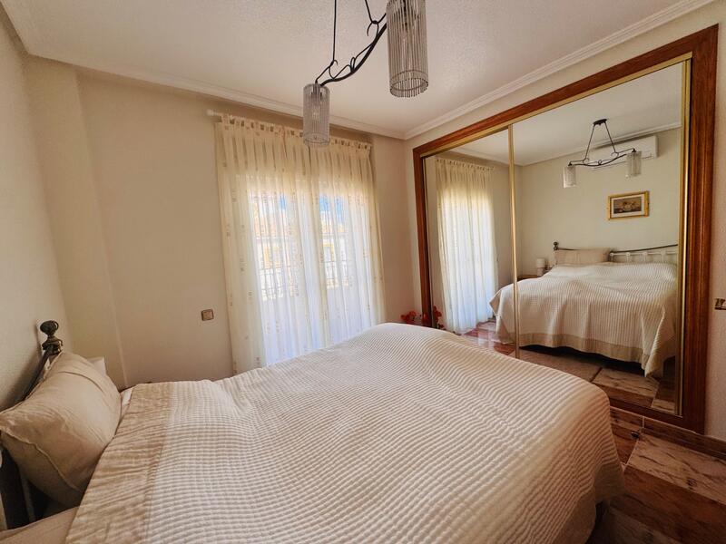 2 Cuarto Villa en venta