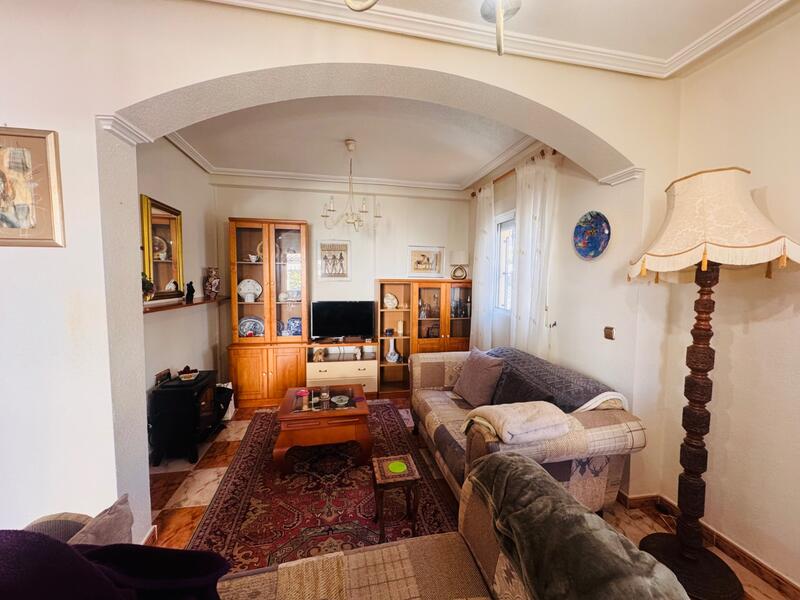 2 Cuarto Villa en venta