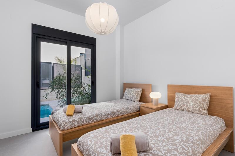 3 Schlafzimmer Villa zu verkaufen 3 Schlafzimmer Villa zu verkaufen