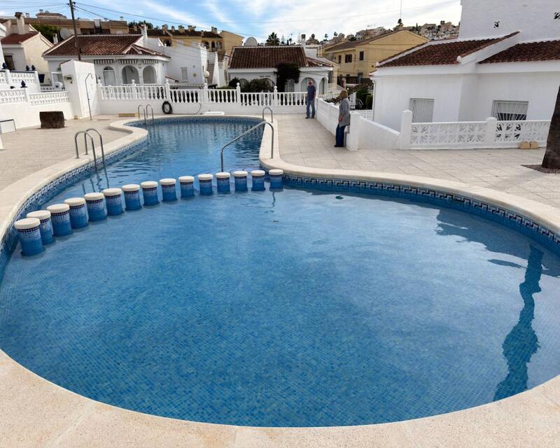 2 Cuarto Villa en venta