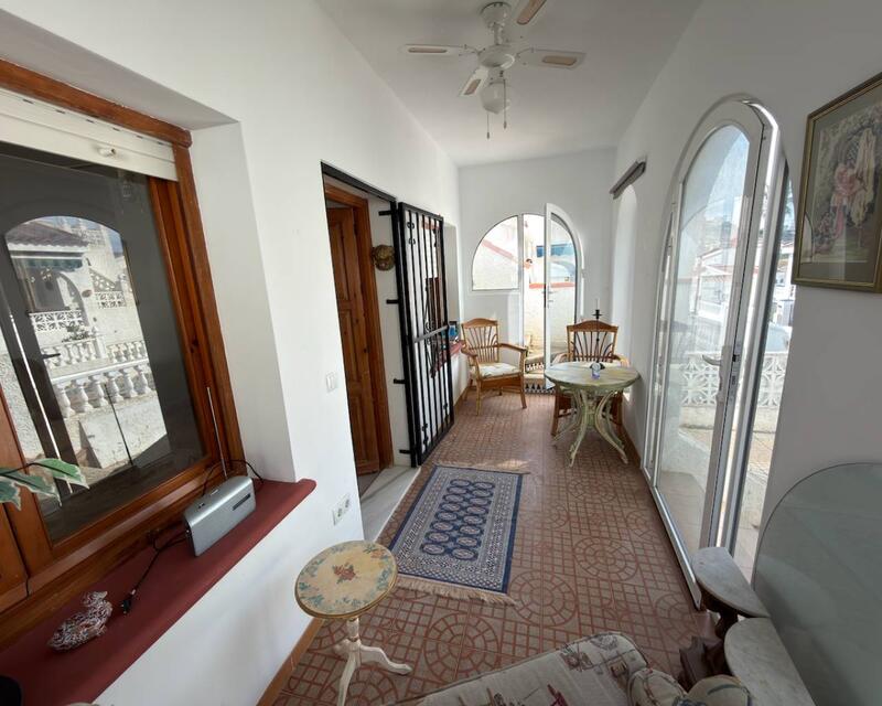 2 Cuarto Villa en venta