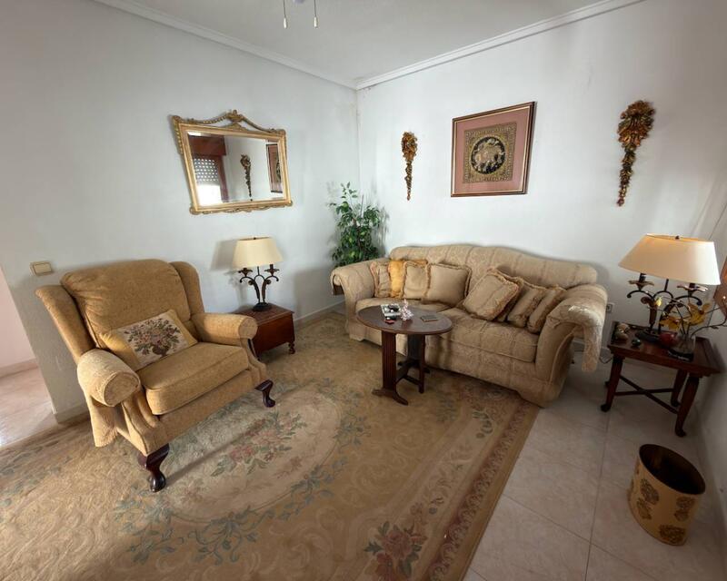 2 Cuarto Villa en venta