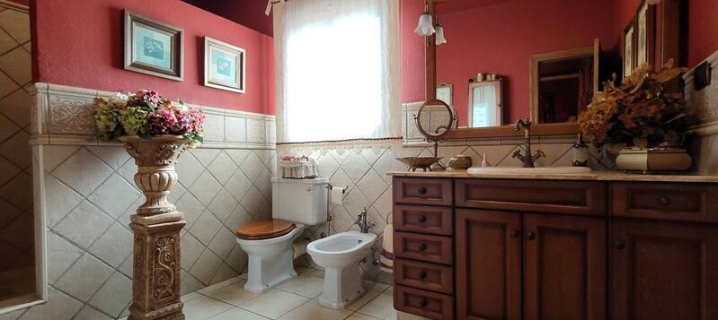 4 chambre Auberge à vendre