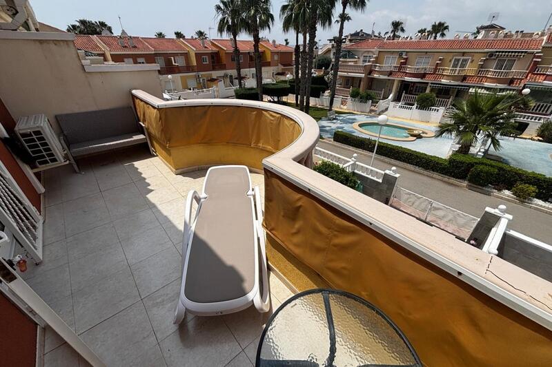 3 Cuarto Adosado en venta