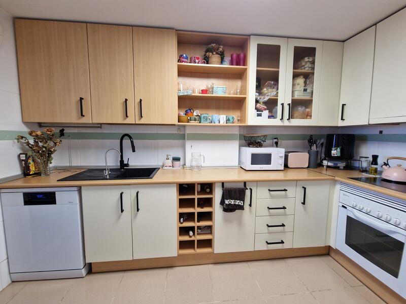 3 bedroom Apartment for sale