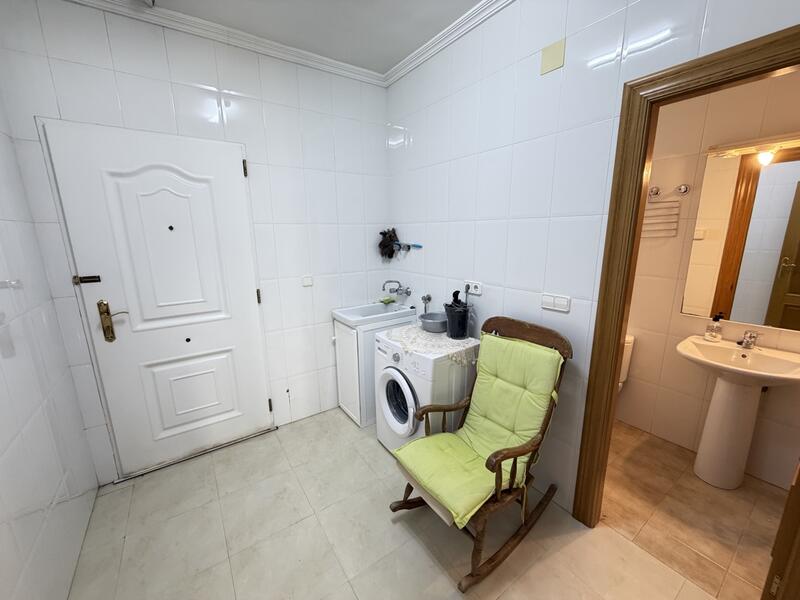 2 bedroom Townhouse for sale