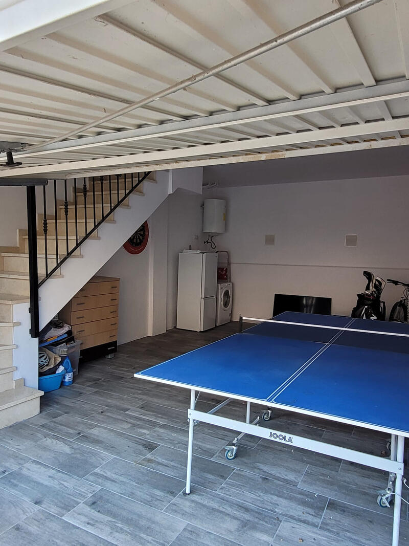 2 sovrum Radhus till salu