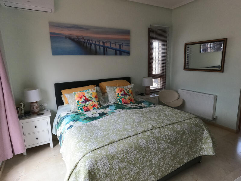 3 Cuarto Villa en venta