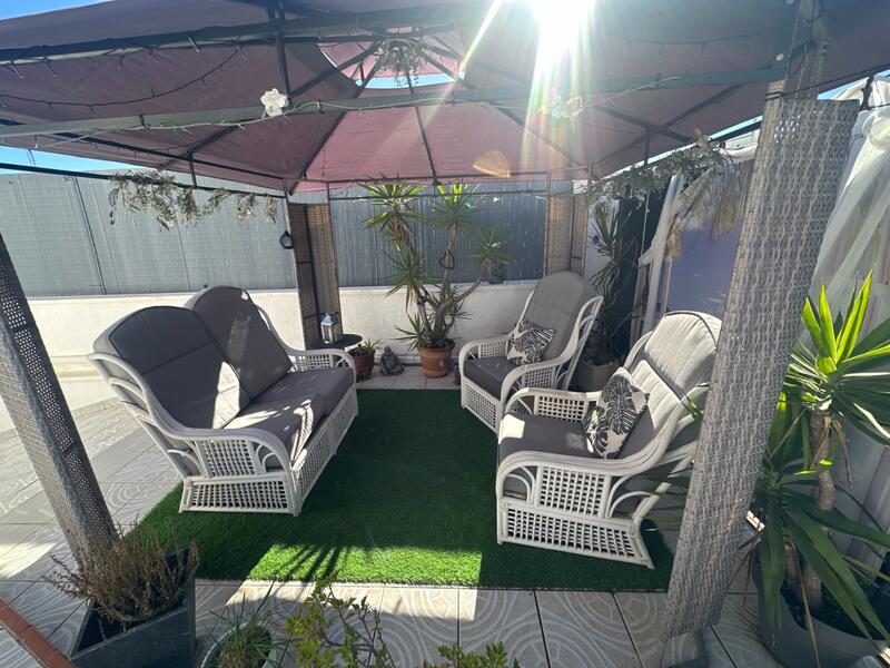 3 Schlafzimmer Stadthaus zu verkaufen