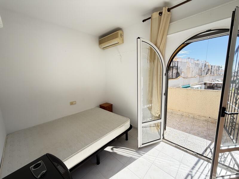 2 Schlafzimmer Stadthaus zu verkaufen