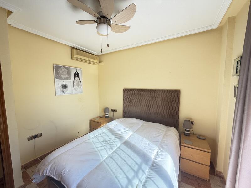 2 Schlafzimmer Stadthaus zu verkaufen