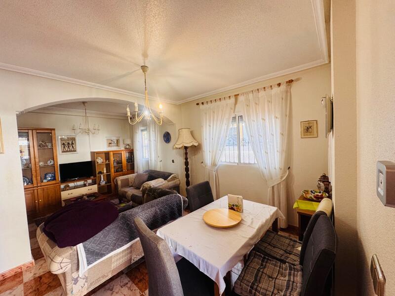 2 sovrum Villa till salu