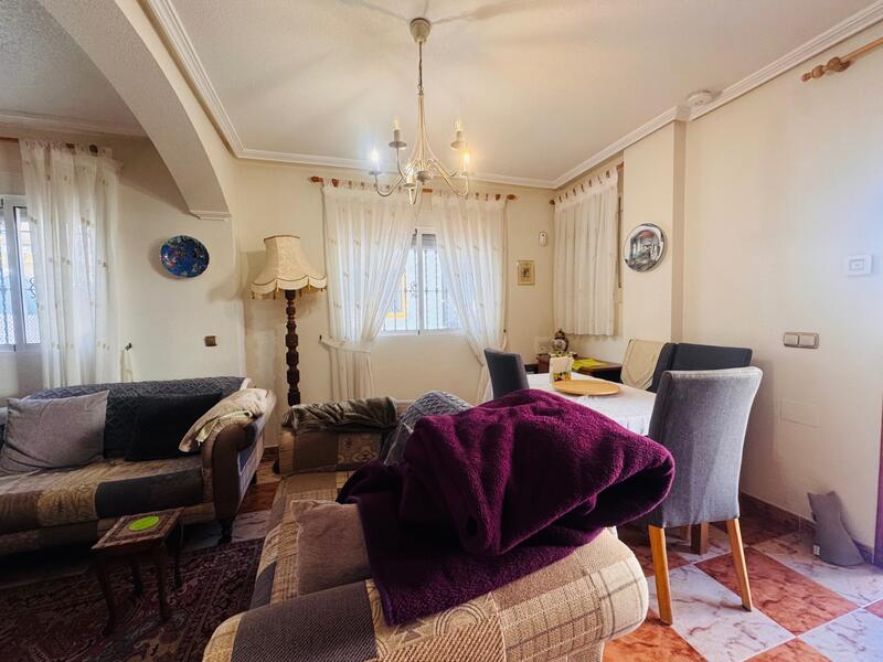 2 sovrum Villa till salu