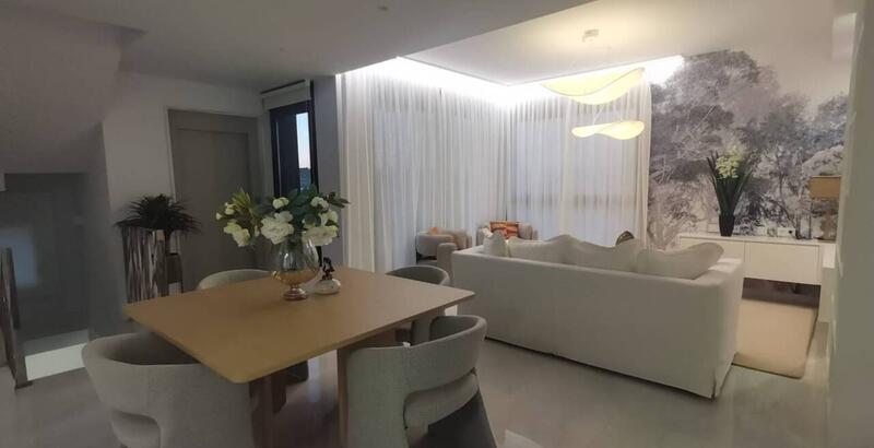 6 bedroom Villa for sale