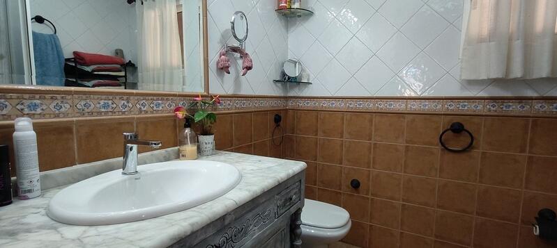 2 Cuarto Villa en venta