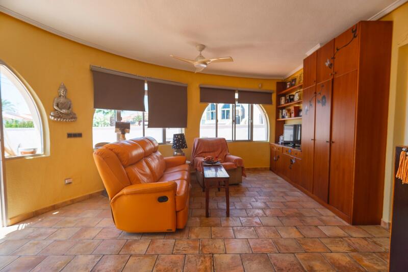 4 Schlafzimmer Villa zu verkaufen