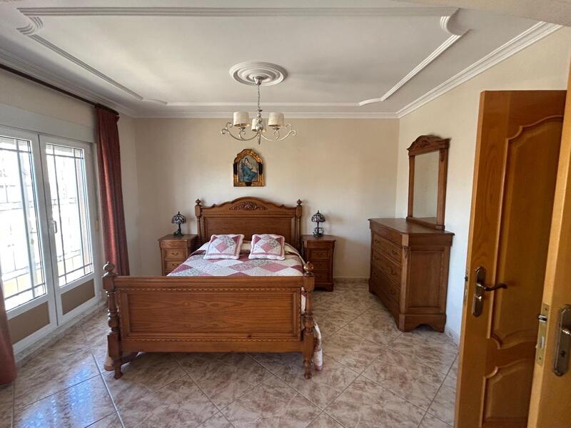 6 slaapkamer Villa Te koop