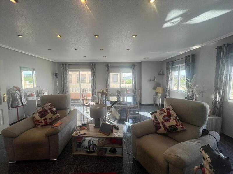 4 slaapkamer Appartement Te koop