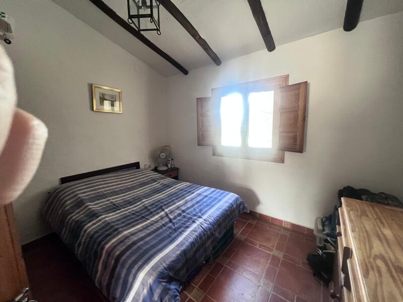 2 bedroom Country House for sale