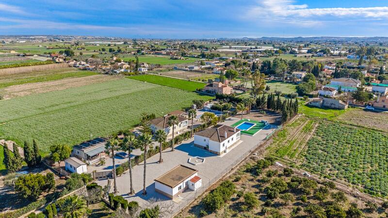 4 Cuarto Casa de Campo en venta
