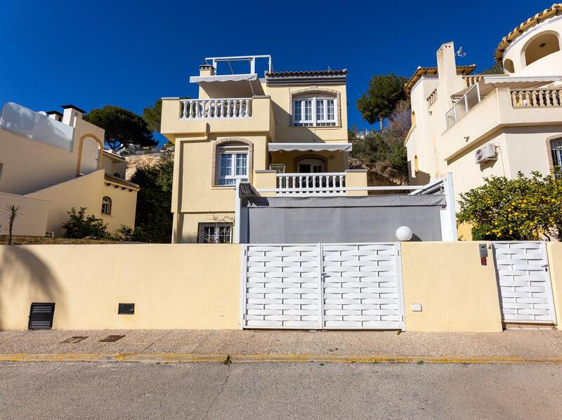 Villa en venta en Las Ramblas, Alicante