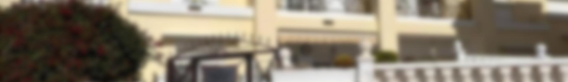 3 спальная комната городская тюрьма продается