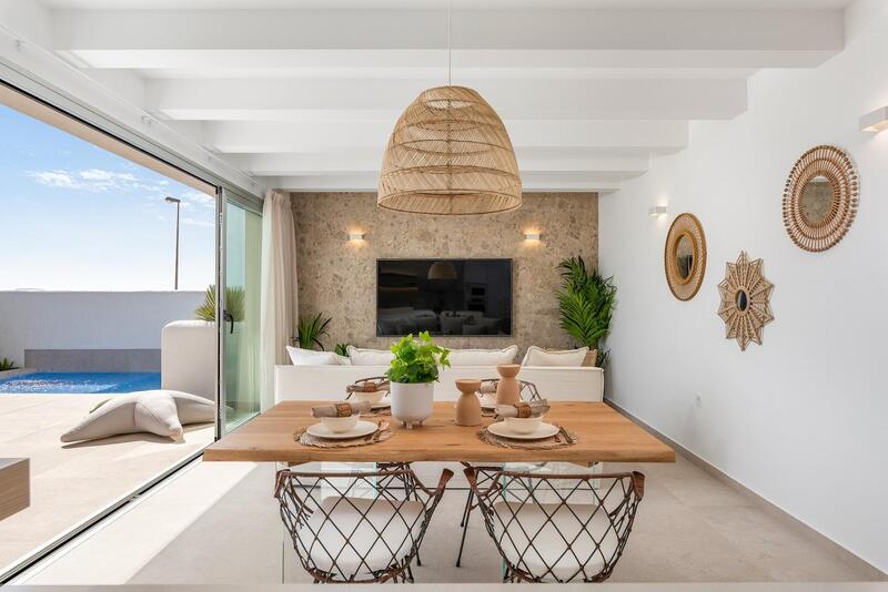 3 Schlafzimmer Villa zu verkaufen 3 Schlafzimmer Villa zu verkaufen